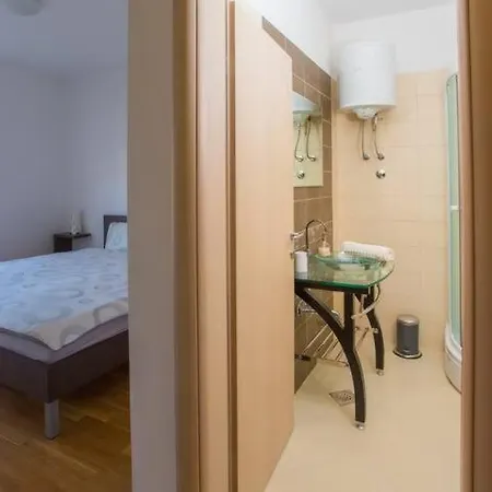 דירה Amazing Apartment**** With Sea View In